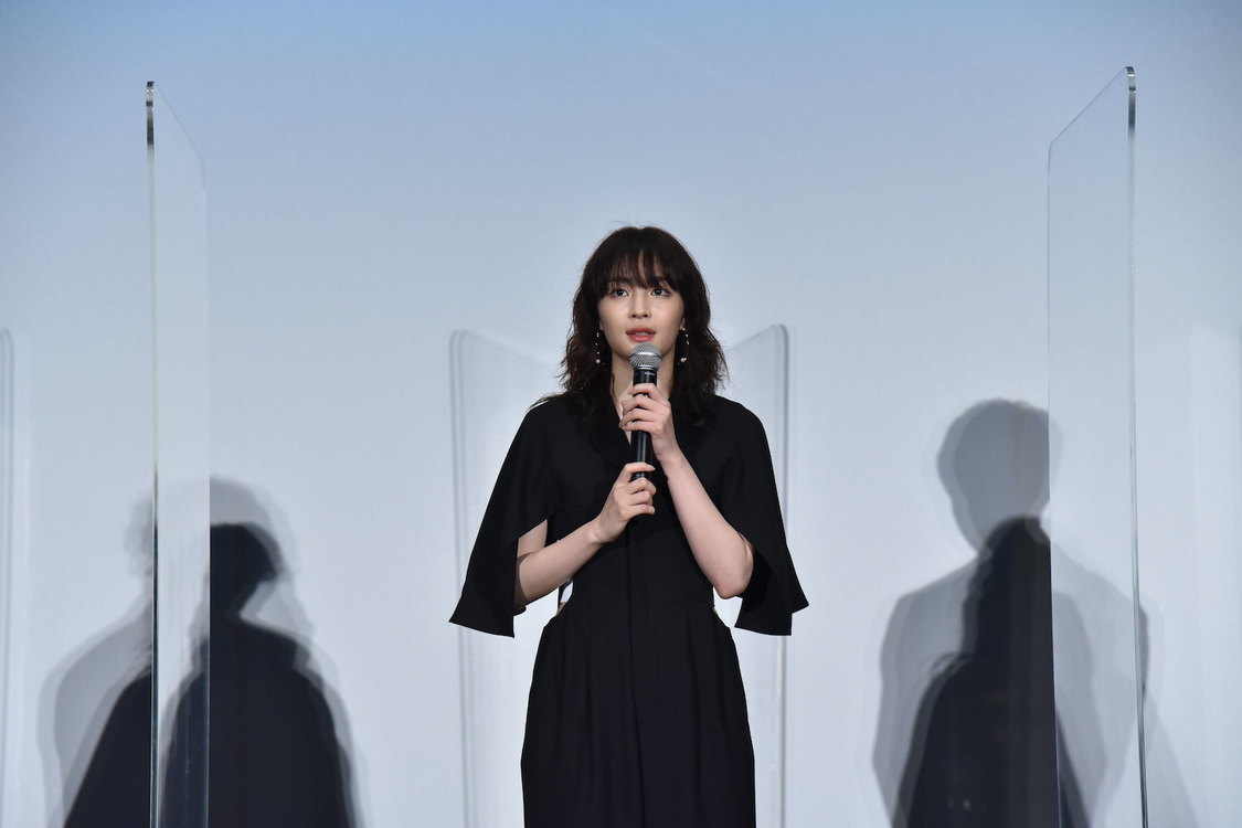 （©2022「流浪の月」製作委員会）