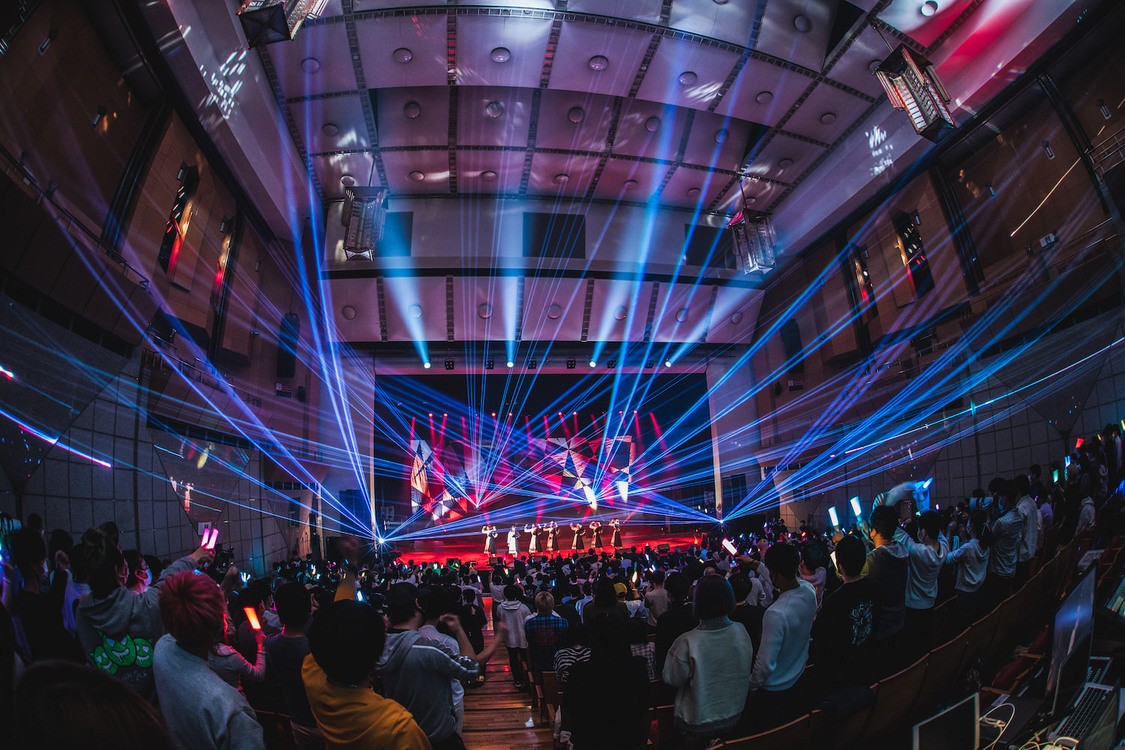 真っ白なキャンバス＜4周年ワンマンライブ「わたしとばけもの」＞かつしかシンフォニーヒルズ　モーツァルトホール（2021年11月20日）