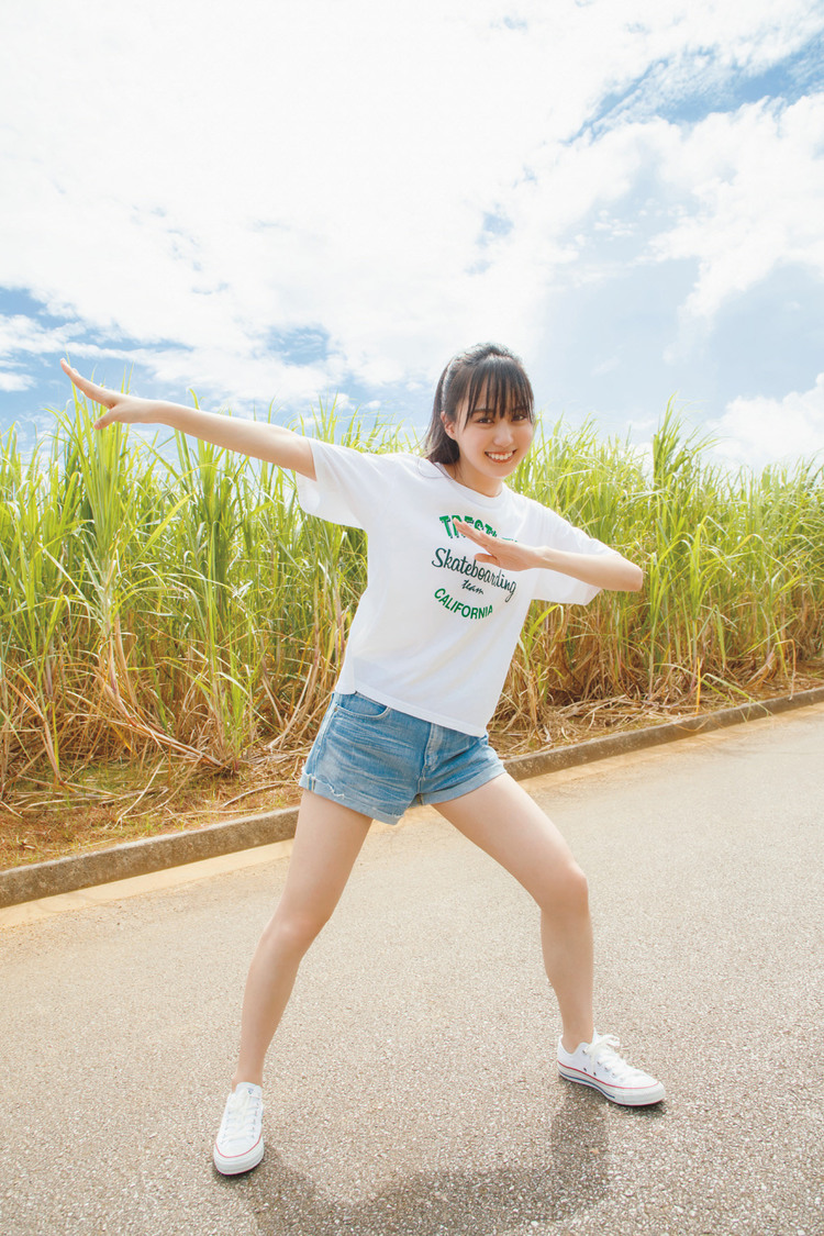 乃木坂46賀喜遥香 1st写真集『まっさら』（撮影：菊地泰久／新潮社）