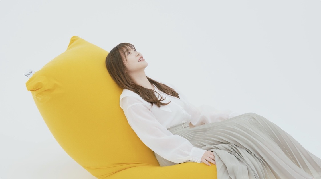 『指原莉乃 With Yogibo』場面写真