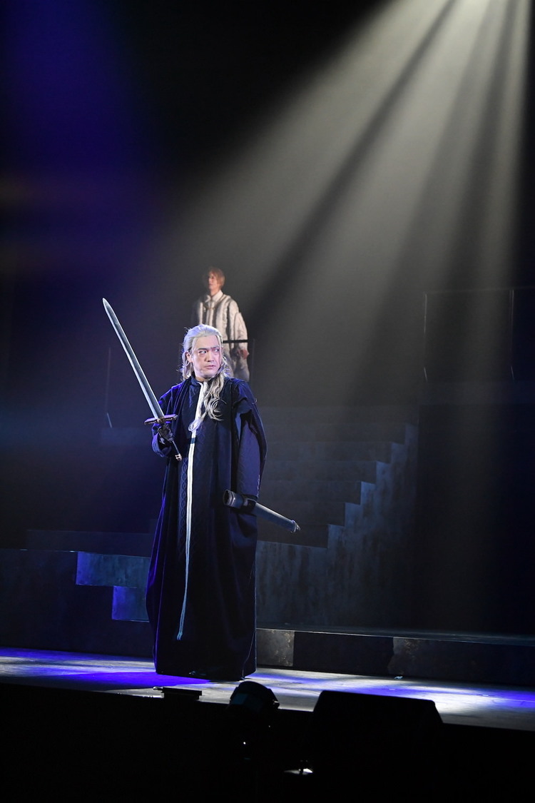 （C）菅野文(秋田書店)／舞台「薔薇王の葬列」製作委員会