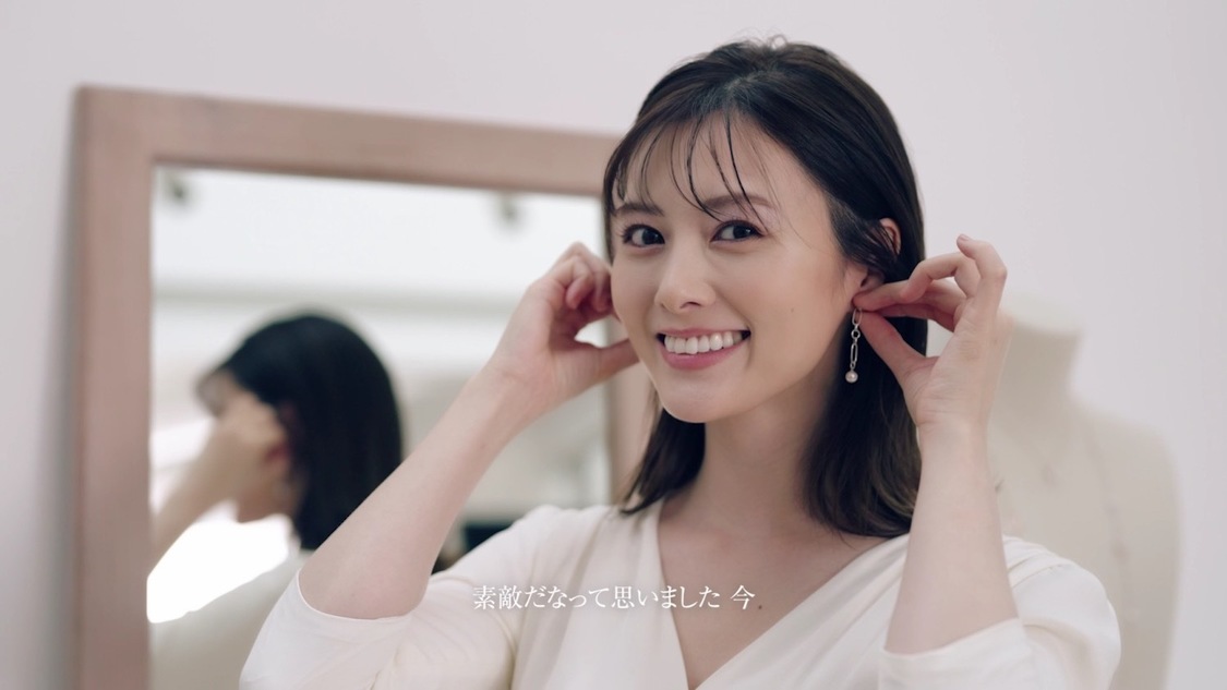 『STORY 02 白石麻衣― A Day with Mikimoto』場面写真