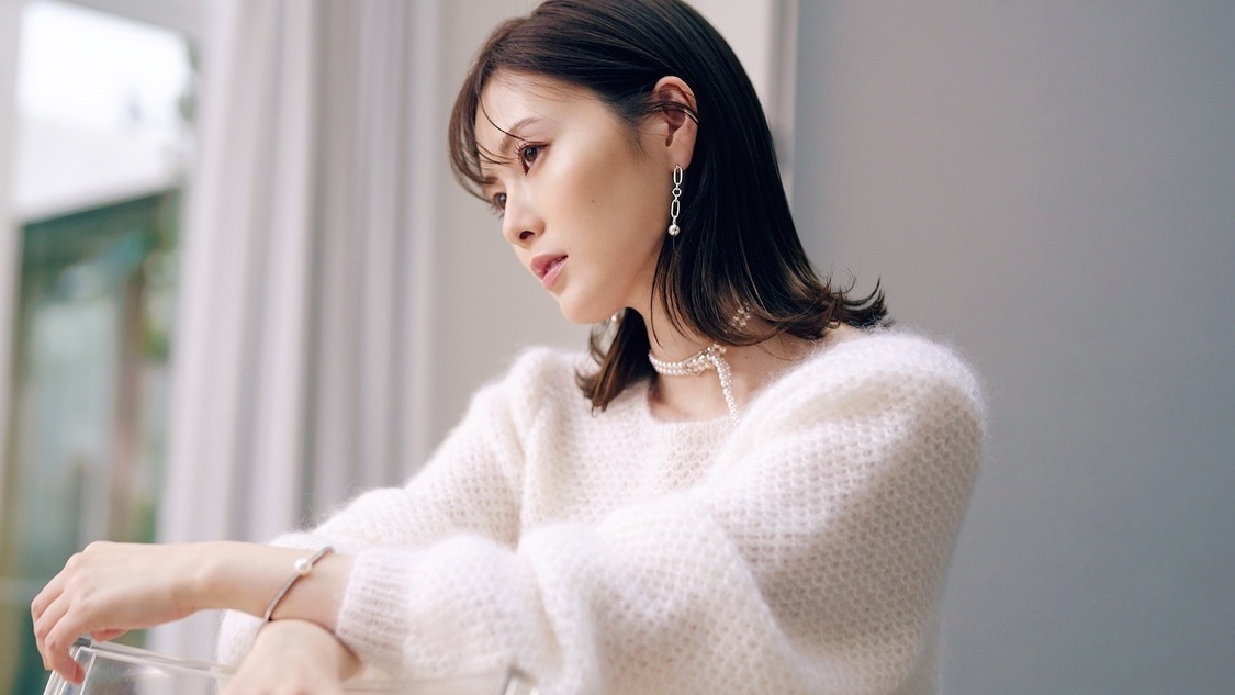 『STORY 02 白石麻衣― A Day with Mikimoto』場面写真