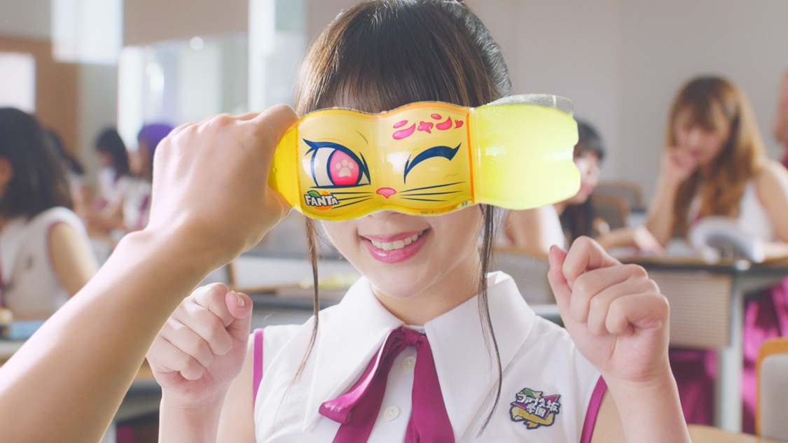 新TVCM『ファンタ坂学園　変顔ボトル』篇