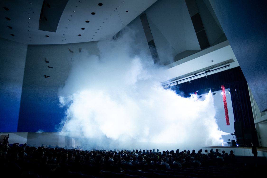  [ Solitude HOTEL 7F ]│2019/4/14 昭和女子大学 人見記念講堂│写真: 稲垣謙一