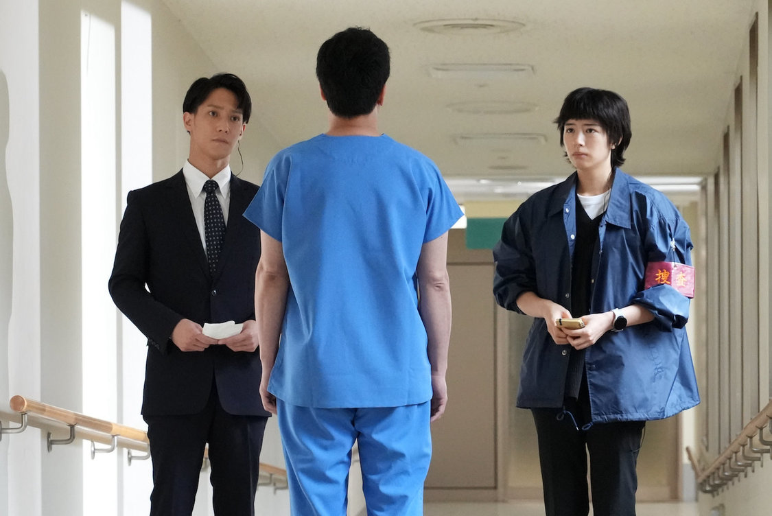 『初恋の悪魔』より