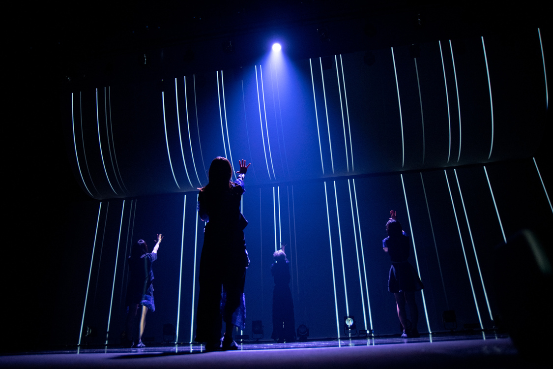  [ Solitude HOTEL 7F ]│2019/4/14 昭和女子大学 人見記念講堂│写真: 稲垣謙一