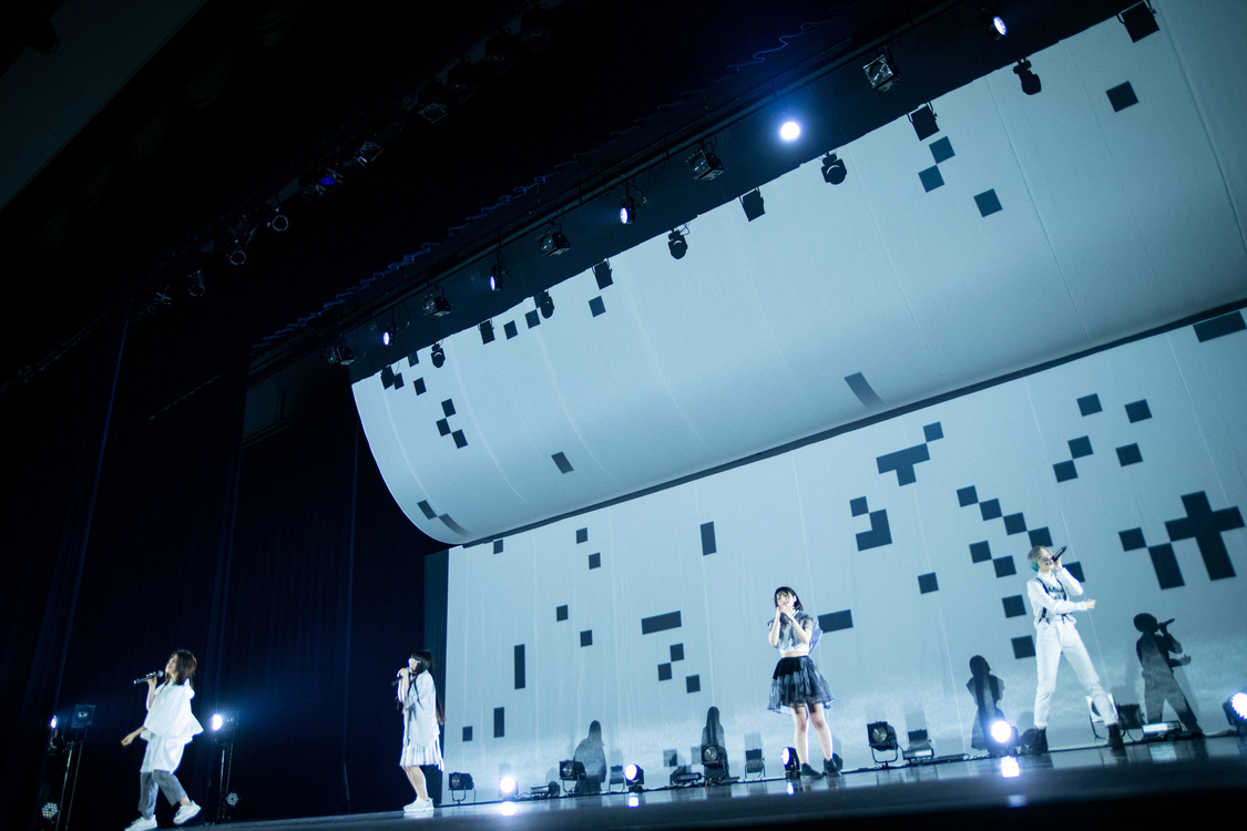  [ Solitude HOTEL 7F ]│2019/4/14 昭和女子大学 人見記念講堂│写真: 稲垣謙一