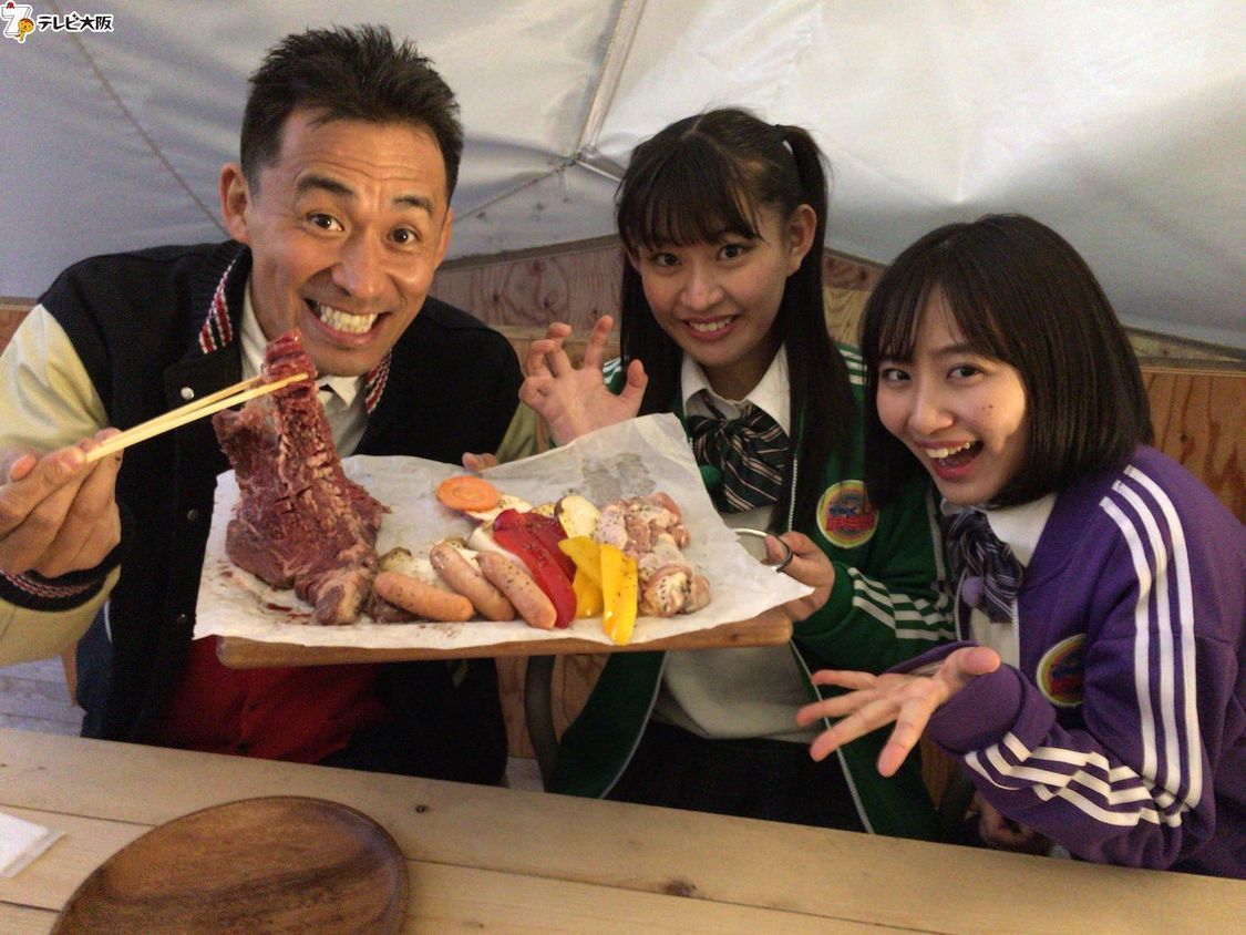 （左から）石田靖・根岸可蓮・堀くるみ