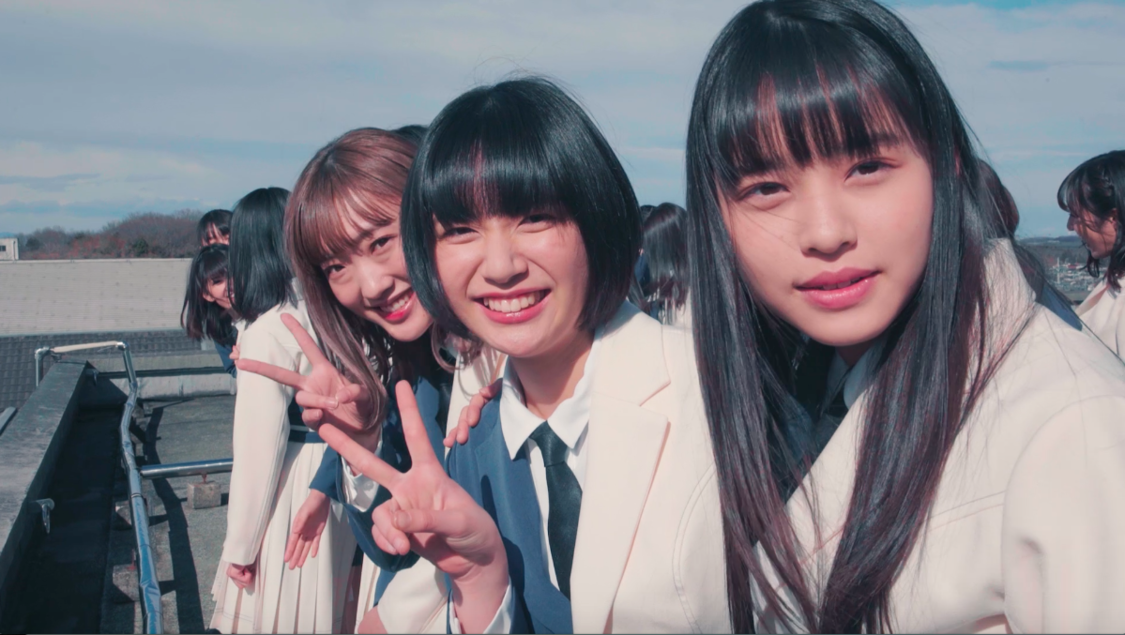 「大人サバイバー」MV（ディレクターズ・カット版）より