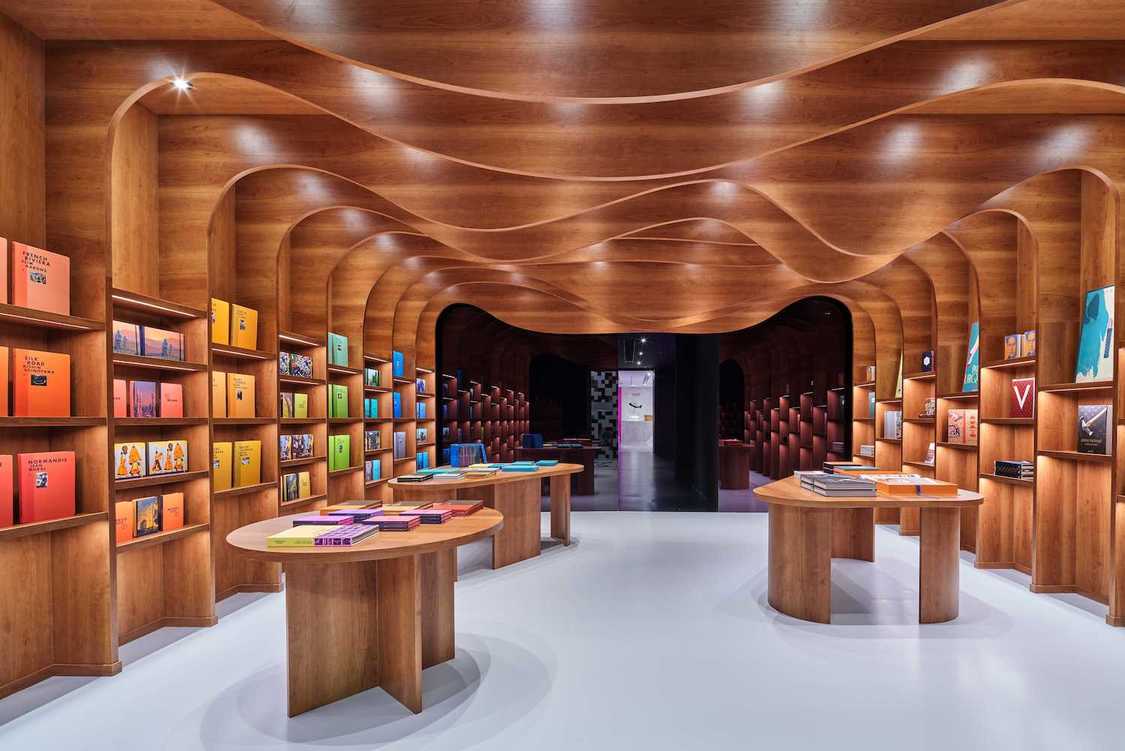 「SEE LV」展イメージ写真