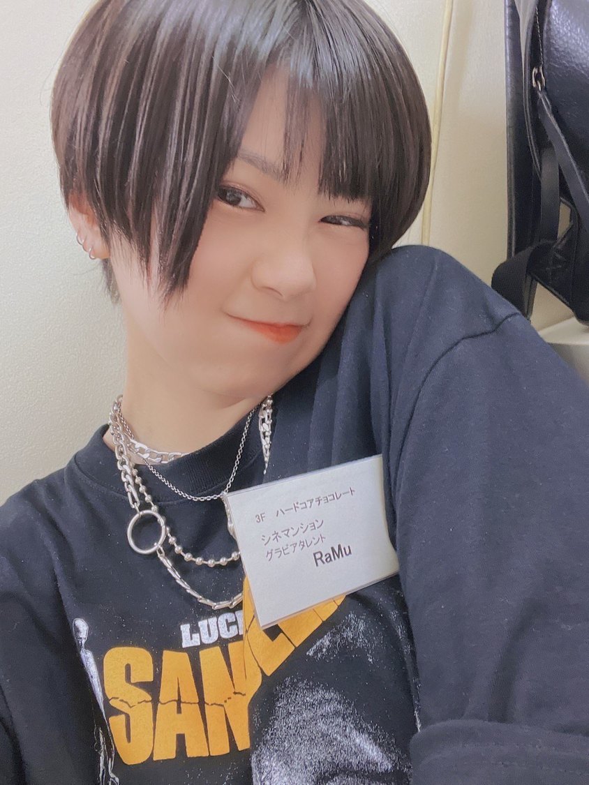 映画Tシャツブランド『ハードコアチョコレート』さんで『シネマンション』が1日店長しました！　大反響で嬉しかった〜！