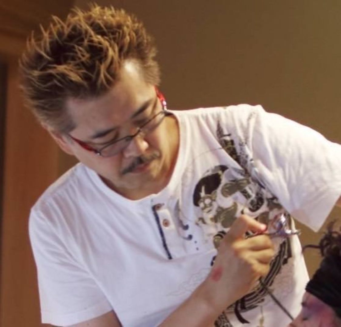 特殊メイク・百武朋