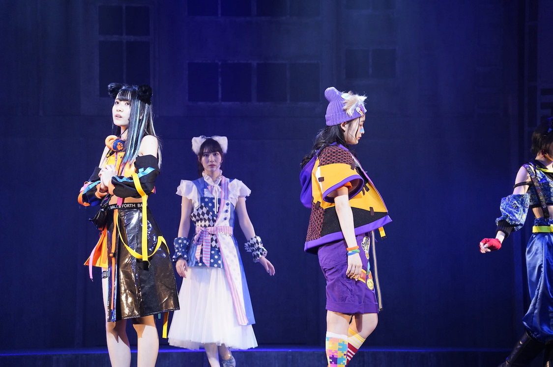 舞台＜「ネコにマタタビ、アキバにレインボウ」～この夏、虹の彼方へ旅にでる～＞