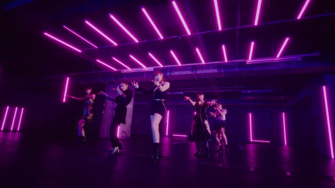 i☆Ris「Queens Bluff」MV場面写真