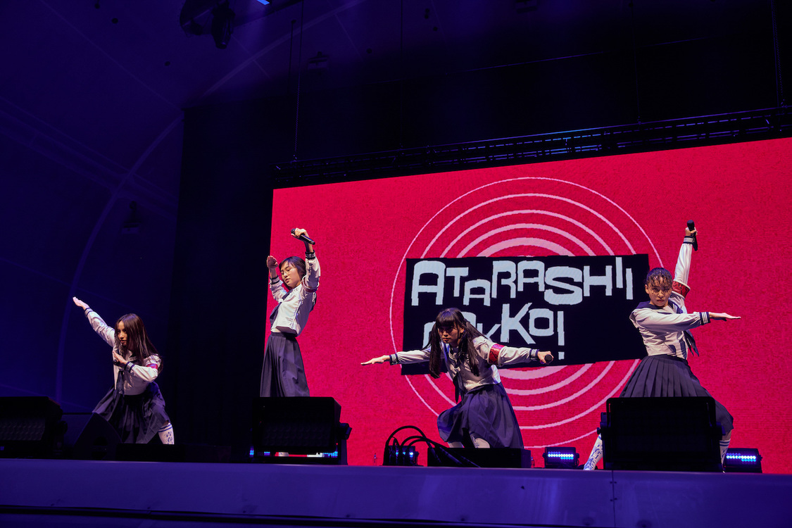 撮影；Crunchyroll、Brooklyn Allan