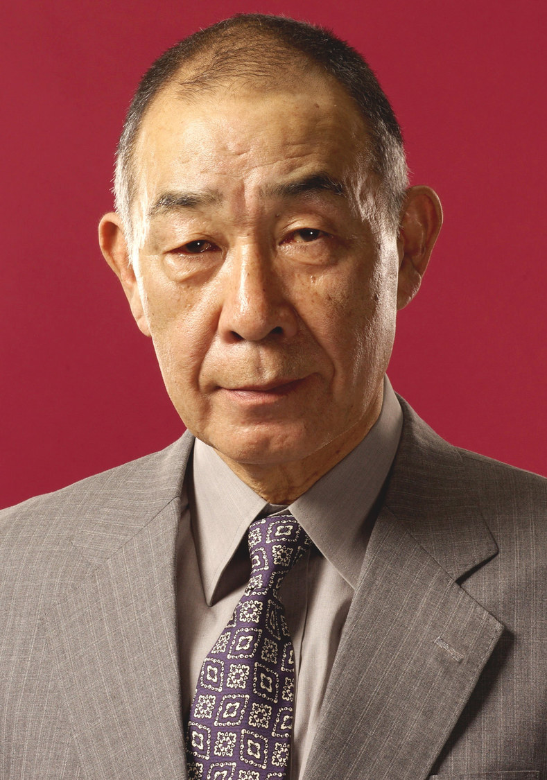 でんでん（ウサギ林ウサ蔵役）