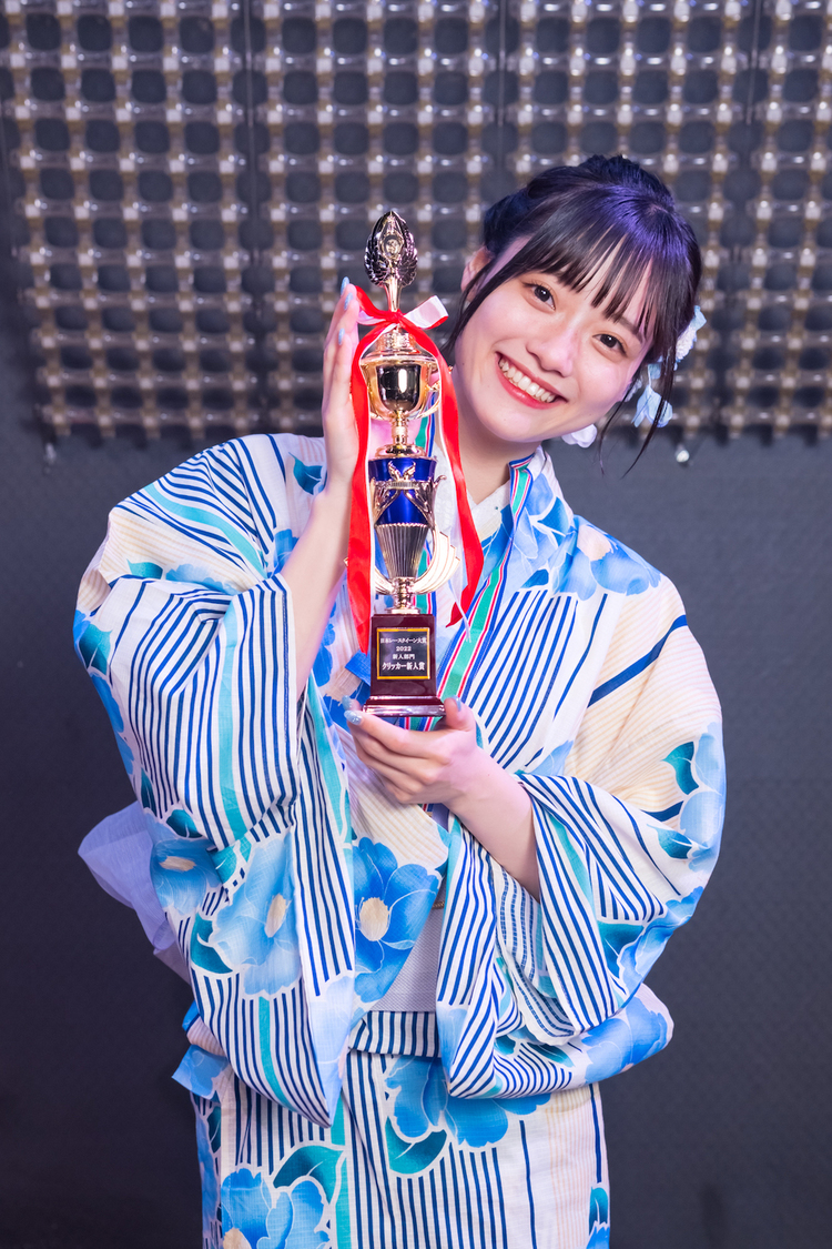 涼雅 特別賞のクリッカー新人賞受賞