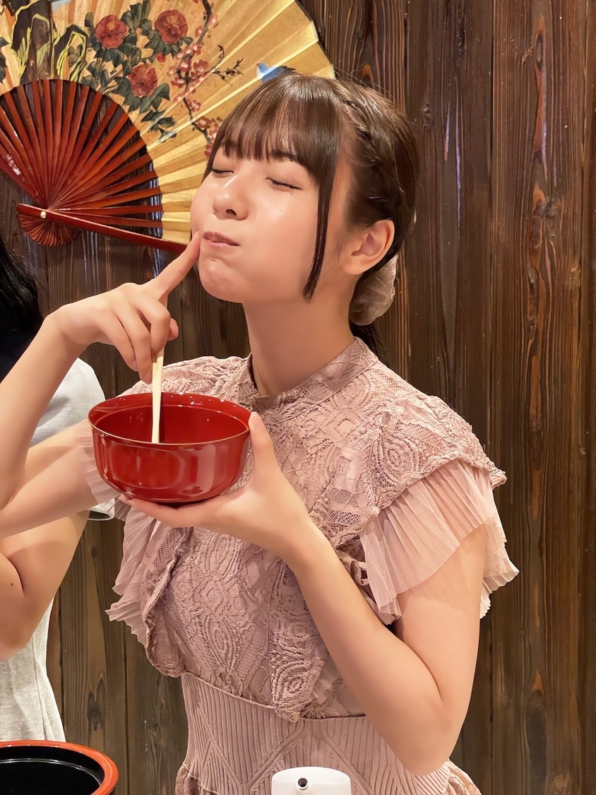 #2i2（©月刊エンタメ　ヘアメイク：JULLY）