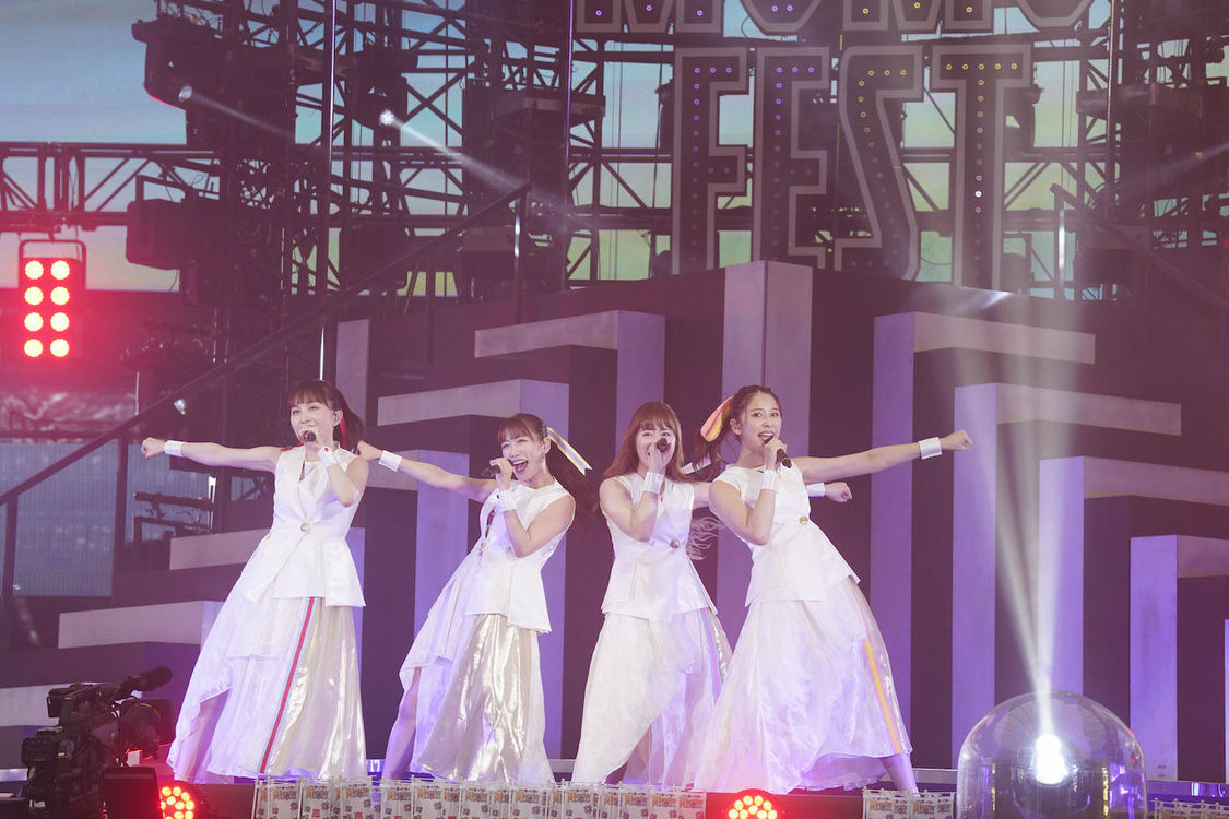 ＜ももクロ夏のバカ騒ぎ2022 -MOMOFEST-＞ベルーナドーム（2022年7月31日）／©キングレコード