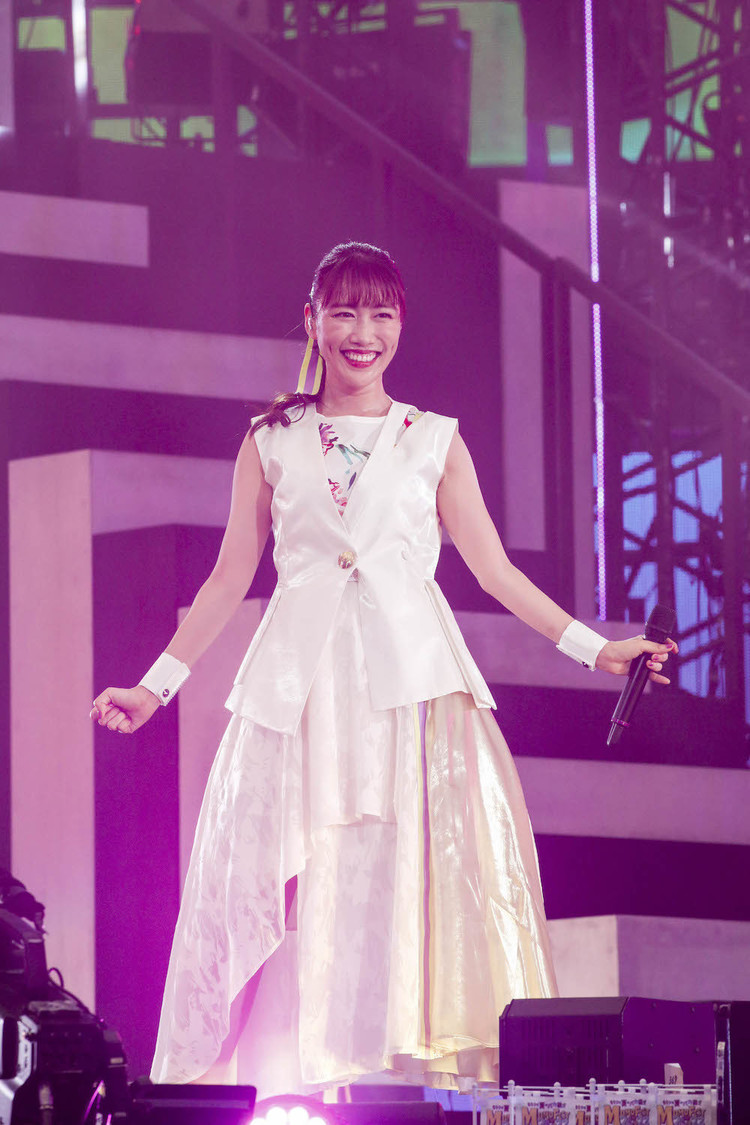 ＜ももクロ夏のバカ騒ぎ2022 -MOMOFEST-＞ベルーナドーム（2022年7月31日）／©キングレコード