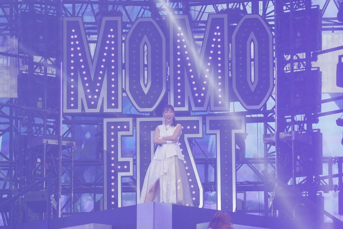 ＜ももクロ夏のバカ騒ぎ2022 -MOMOFEST-＞ベルーナドーム（2022年7月31日）／©キングレコード