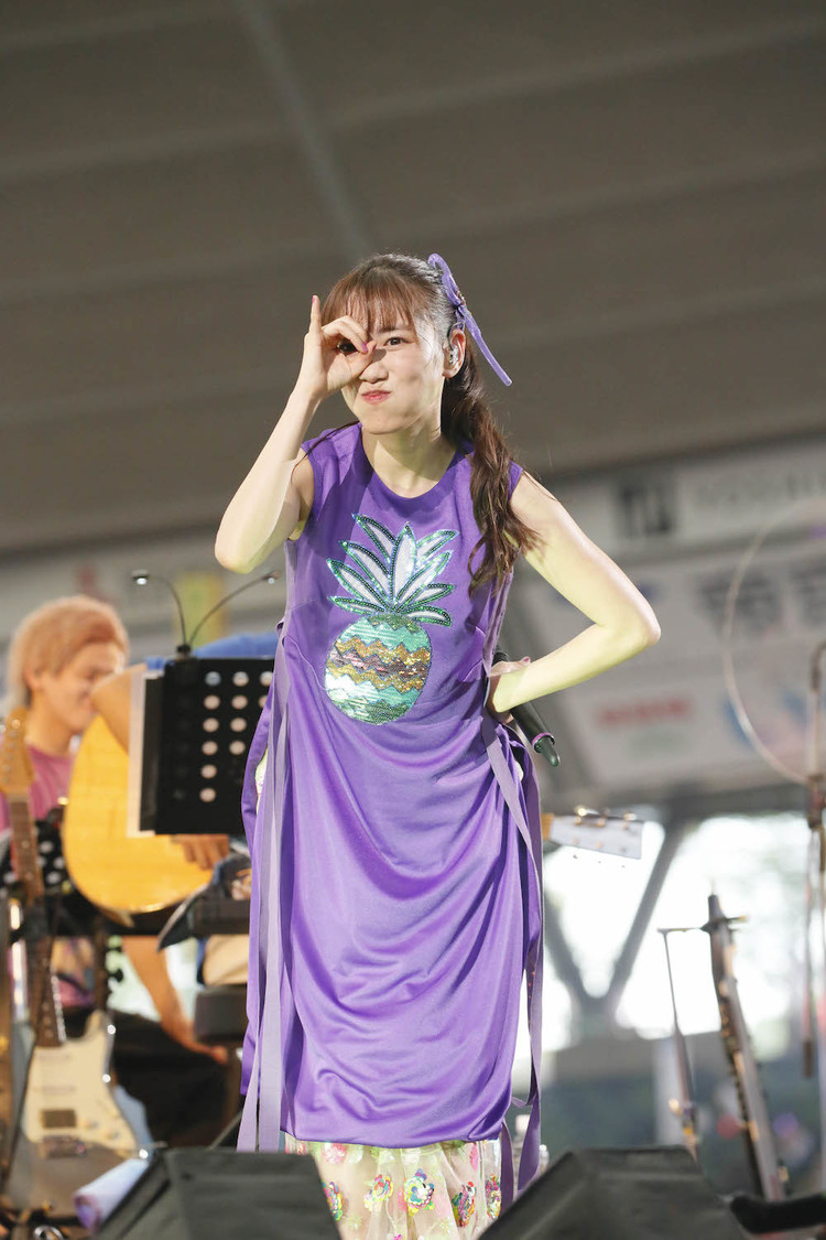 ＜ももクロ夏のバカ騒ぎ2022 -MOMOFEST-＞ベルーナドーム（2022年7月31日）／©キングレコード