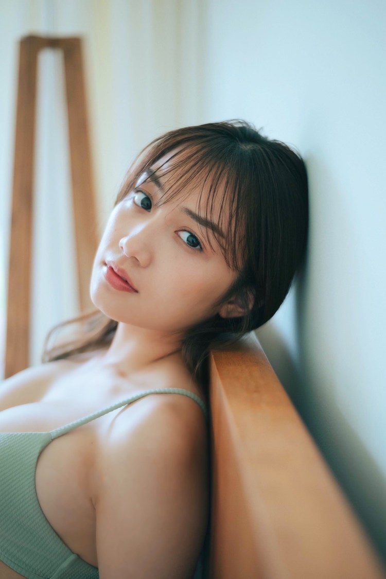 黒木ひかり『週刊プレイボーイ』アザーカット（(C)前康輔／週刊プレイボーイ）