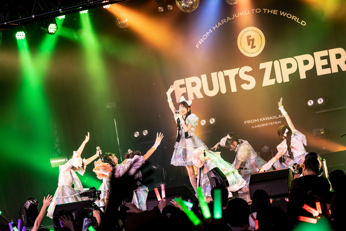 ＜FRUITS ZIPPER単独公演〜夏休みジッパー！〜＞ 撮影：Masayo