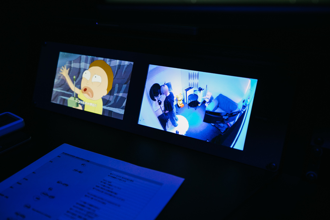 レコーディングブースの様子が確認できる映像モニター。