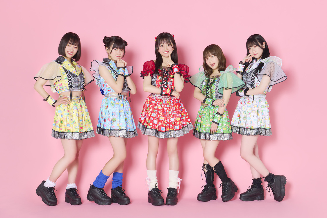 左から四宮るな、彩瀬ゆる、花咲みゆ、松永すみな、真白うた