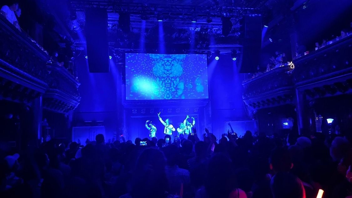 ＜ATARASHII GAKKO ROAD TO HITC＞