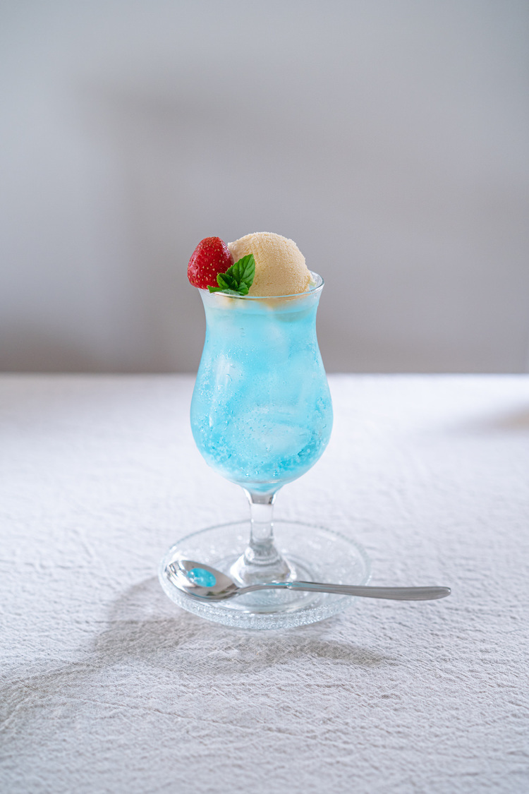 青色（未波あいりイメージ）