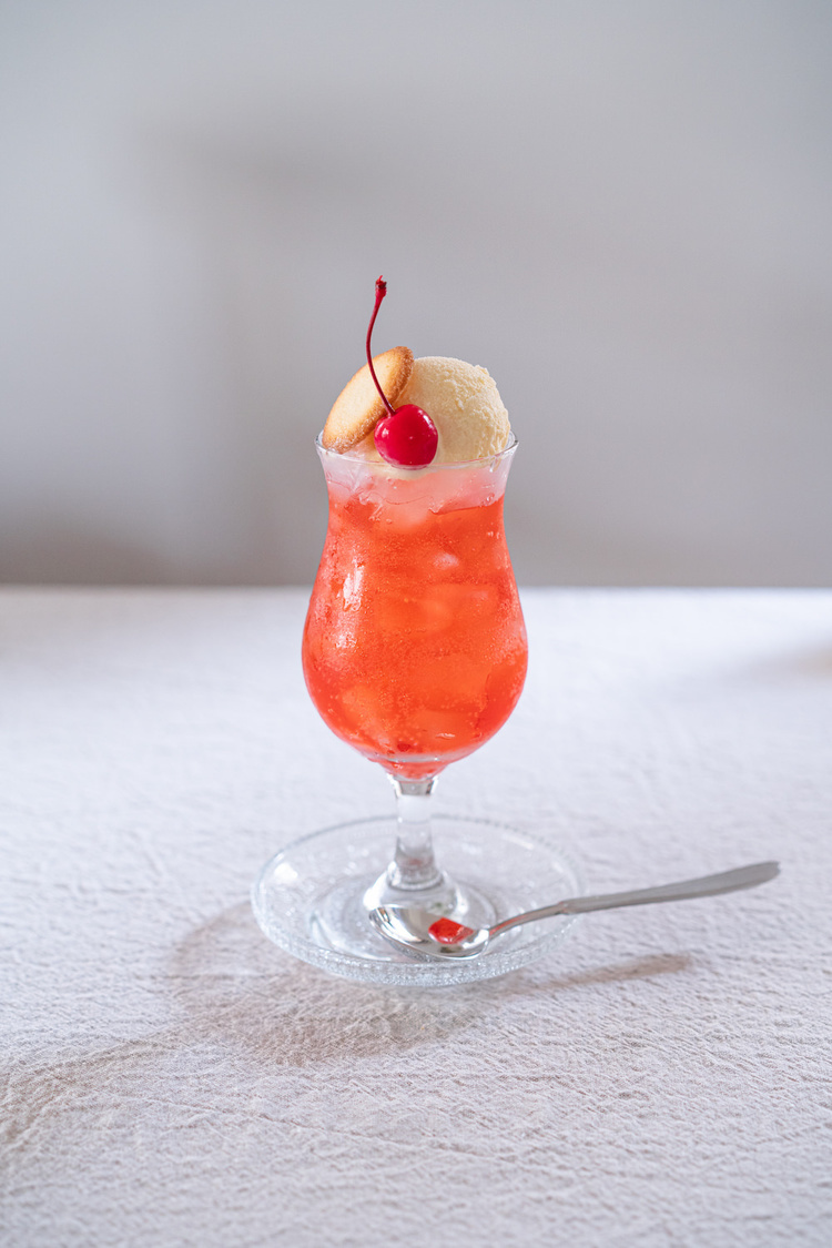 赤色（宮園ゆうかイメージ）