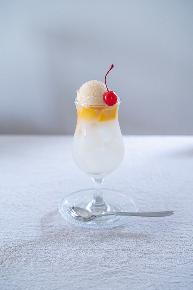 白色（深見みことイメージ）