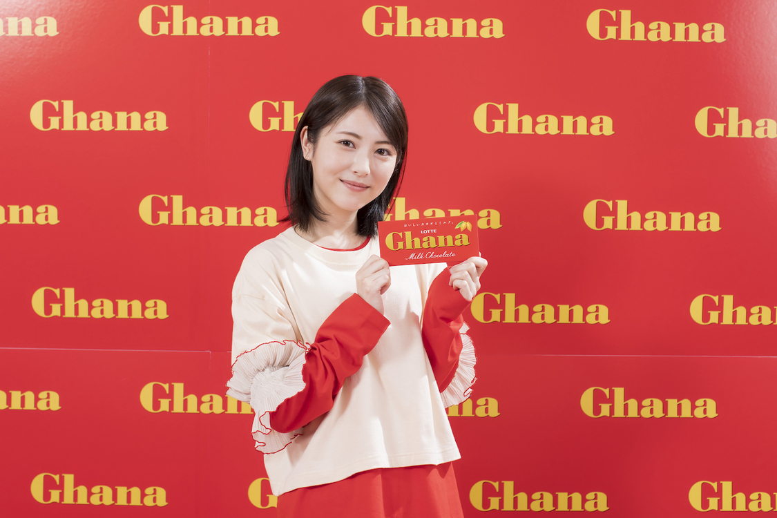 ロッテ ガーナミルクチョコレート 新TV-CM「アガる口どけ」篇より場面写真＆撮影現場写真