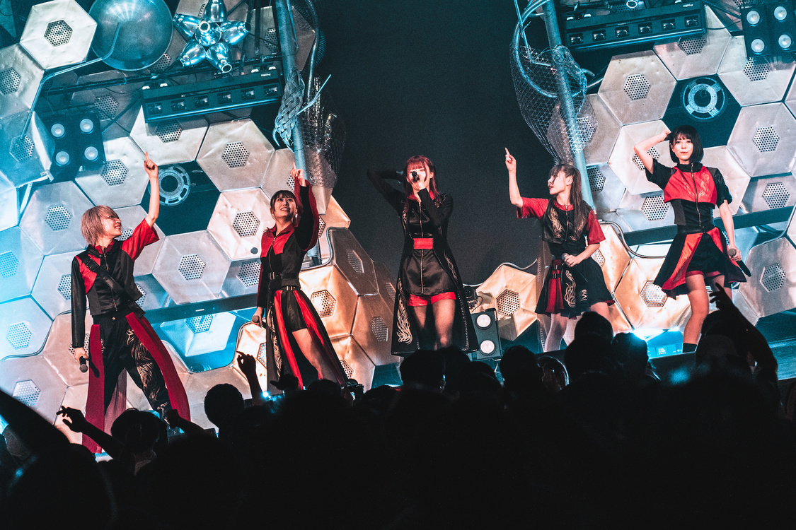 ＜NEO JAPONISM ONE MAN LIVE『一闘両断』＞Zepp DiverCity(TOKYO)（2022年8月15日／撮影：真島洸）