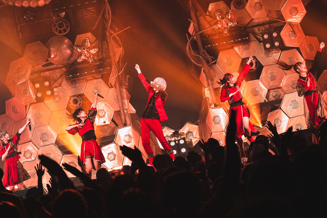 ＜NEO JAPONISM ONE MAN LIVE『一闘両断』＞Zepp DiverCity(TOKYO)（2022年8月15日／撮影：真島洸）