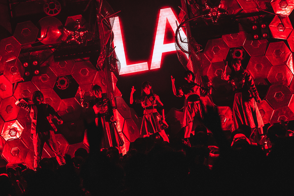 ＜NEO JAPONISM ONE MAN LIVE『一闘両断』＞Zepp DiverCity(TOKYO)（2022年8月15日／撮影：真島洸）