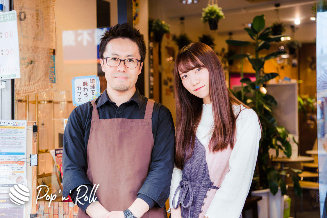  山田さん（『Cafe De Dango』店主）、江嶋綾恵梨（26時のマスカレイド）｜東京・高幡不動『Cafe De Dango』