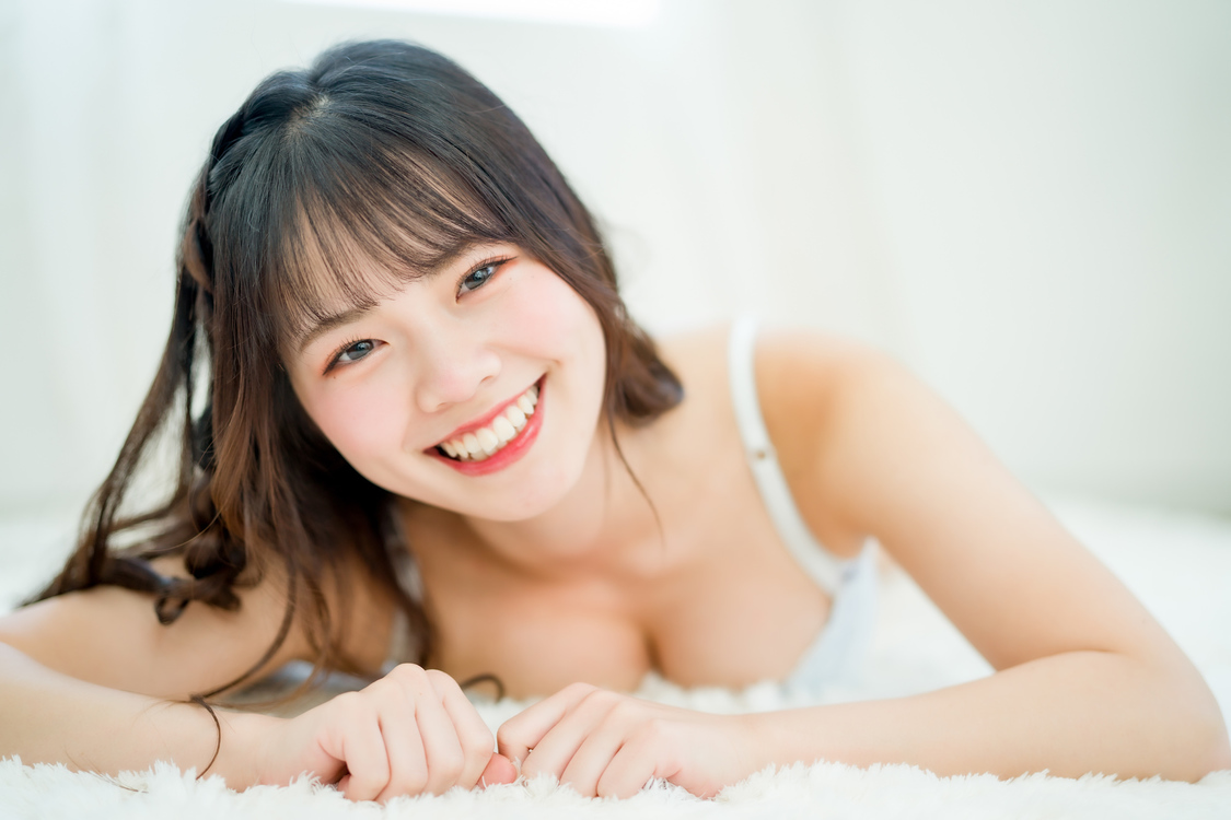 涼川しおり 2nd デジタル写真集『愛しおりん。』より