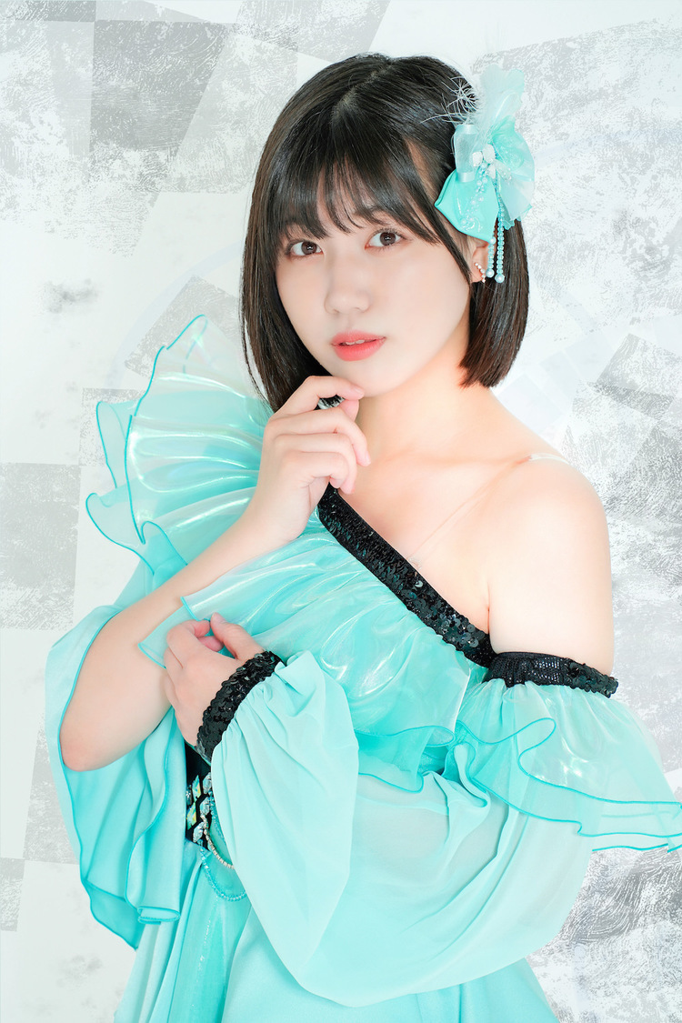 和泉芳怜（ミスマガジン2021 グランプリ／10月19日に1st写真集を講談社より発売）