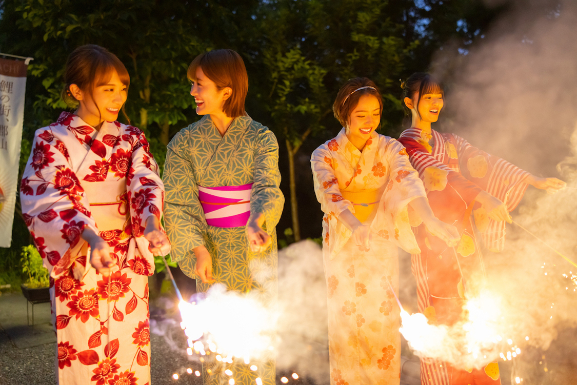 ©乃木坂46LLC／Y&N Brothers Inc. ©allfuzInc.／10ANTZ Inc.