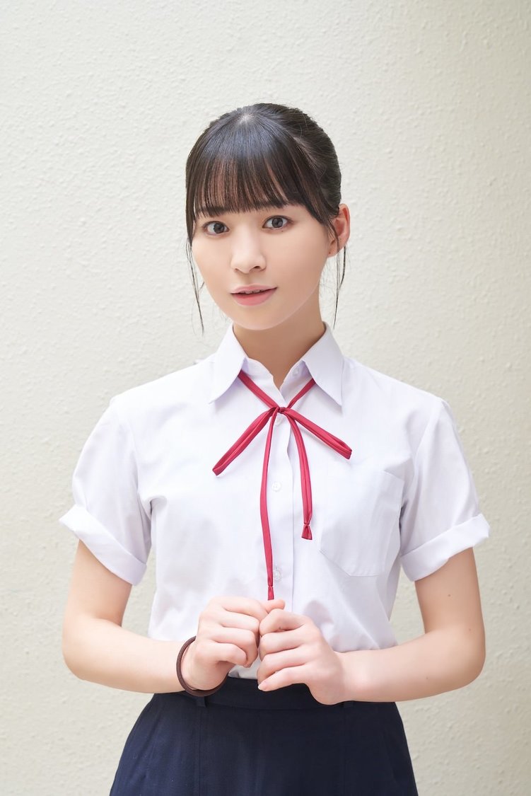 小峰有希（こみね・ゆき）役　冨田菜々風（©ABCテレビ）