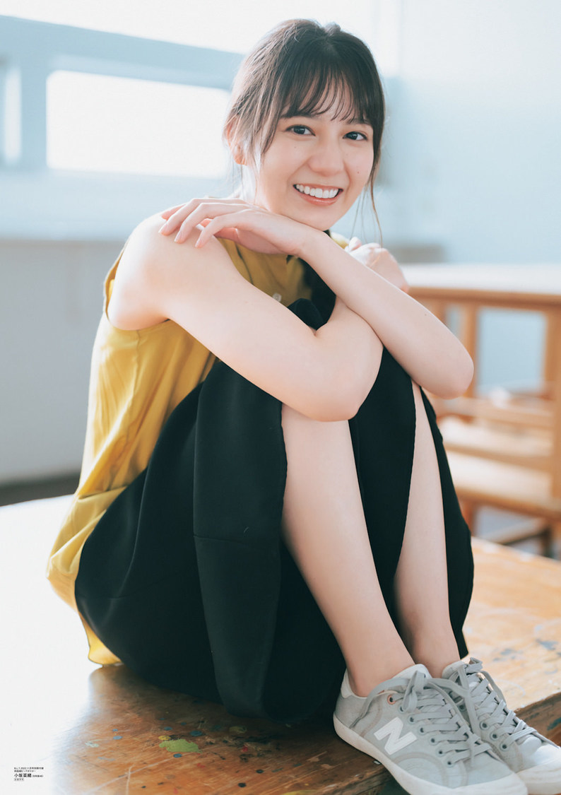 『B.L.T.2022年11月号』別冊付録：小坂菜緒（日向坂46）両面超ビッグポスター（裏）