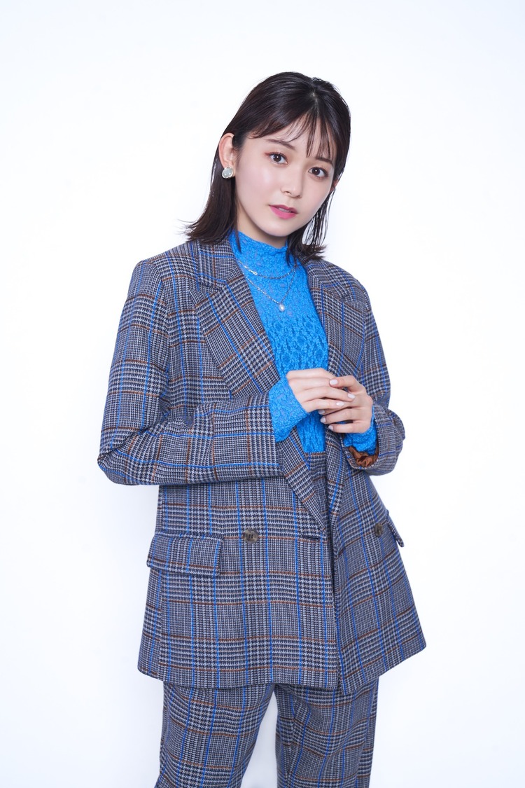 萩野紫苑役（29歳）・久間田琳加（ドラマ『青春シンデレラ』）