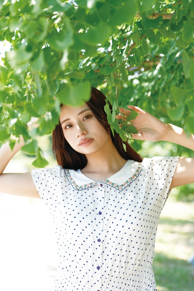 神山みれい『きらめき』イメージカット（ⓒ2022Coper）