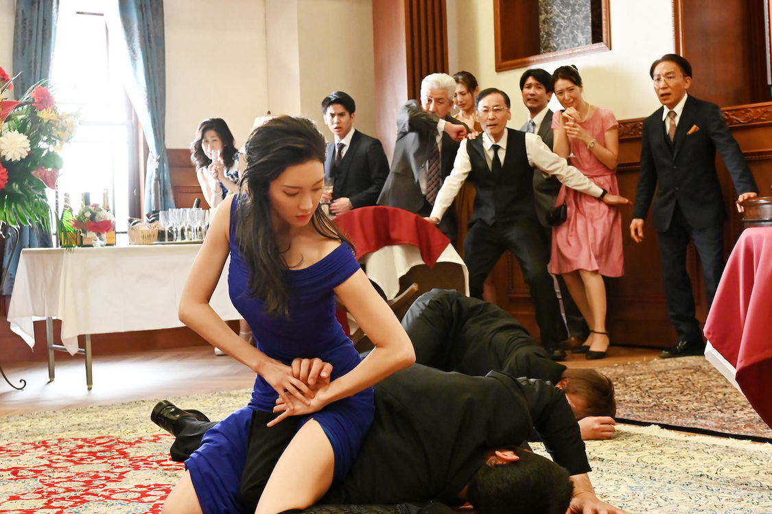 ©2022「七人の秘書 THE MOVIE」製作委員会