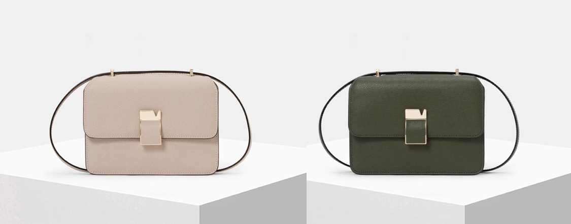 写真左「ノーロ スモール」￥456,500　ヌード／写真右「ノーロ スモール」￥456,500　ミリタリーグリーン【縦14.5×横19×マチ6.5cm】