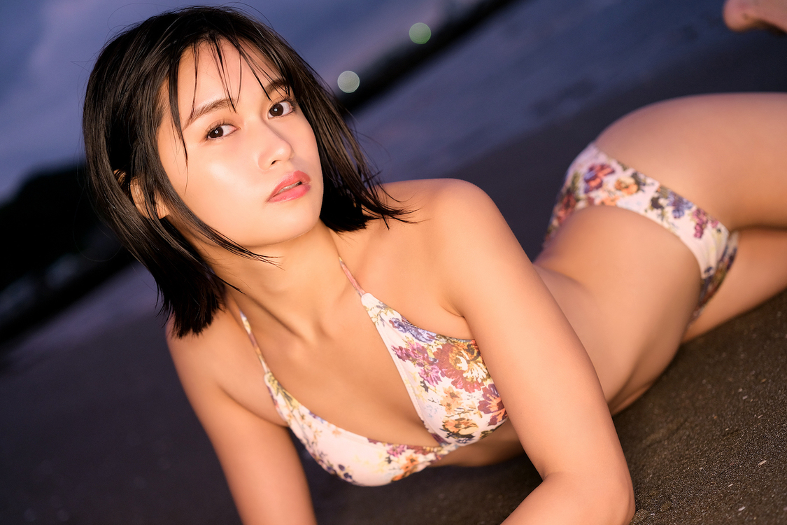 西山乃利子『UNREAL』（©2022 Liverpool）